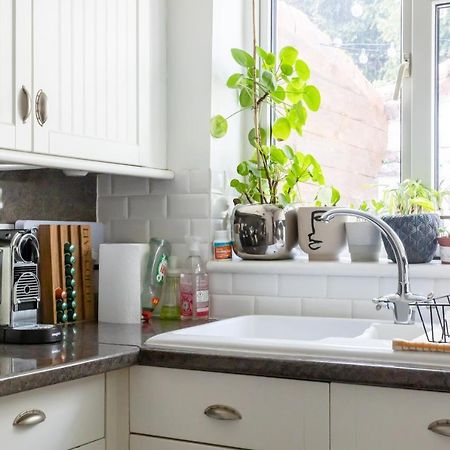 Hereford City - St Owens Terrace - Comfortable & Spacious Well Presented Three Storey House, Perfect For A Weekend Away & Exploring The City On Foot - Hosted By Rentmyhouse Zewnętrze zdjęcie