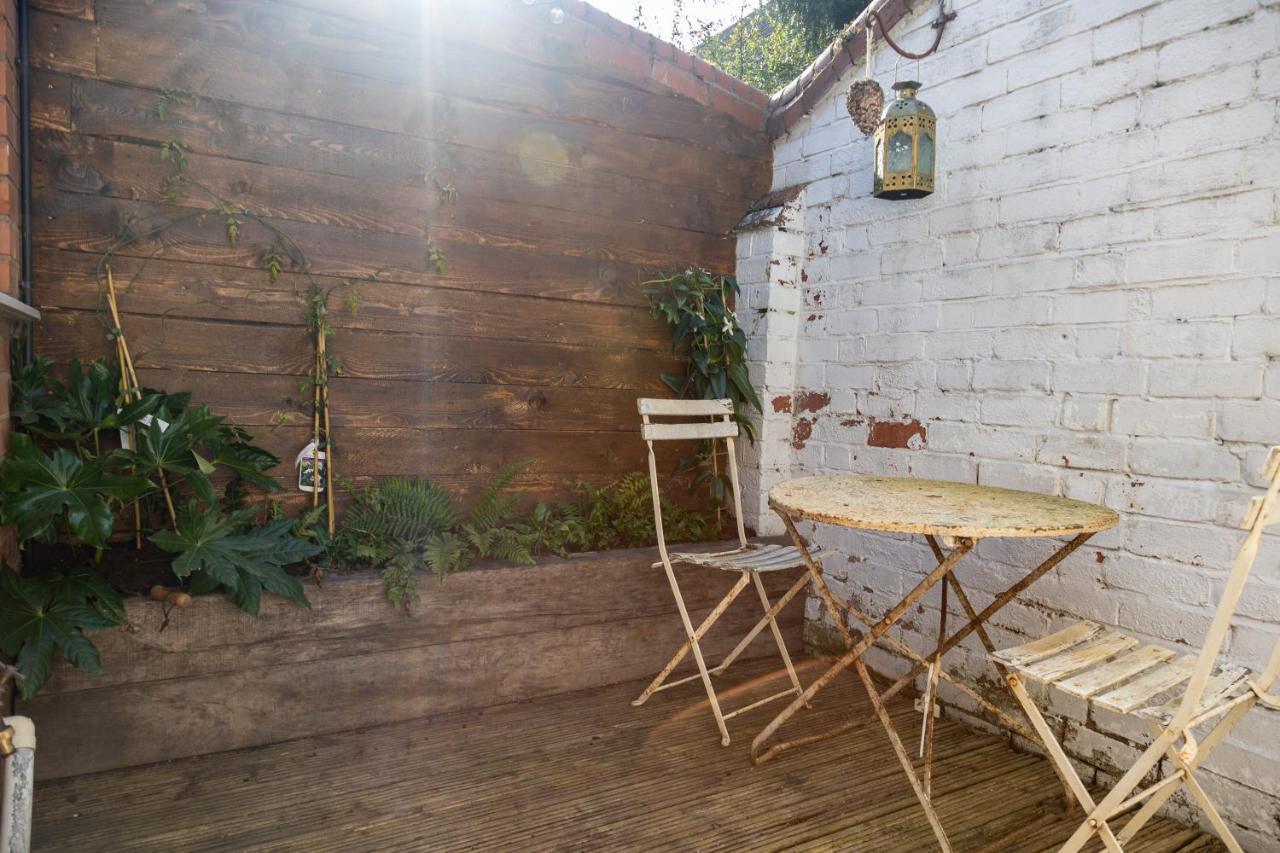 Hereford City - St Owens Terrace - Comfortable & Spacious Well Presented Three Storey House, Perfect For A Weekend Away & Exploring The City On Foot - Hosted By Rentmyhouse Zewnętrze zdjęcie