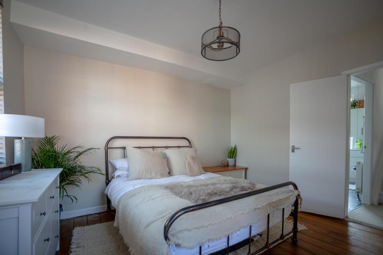 Hereford City - St Owens Terrace - Comfortable & Spacious Well Presented Three Storey House, Perfect For A Weekend Away & Exploring The City On Foot - Hosted By Rentmyhouse Zewnętrze zdjęcie
