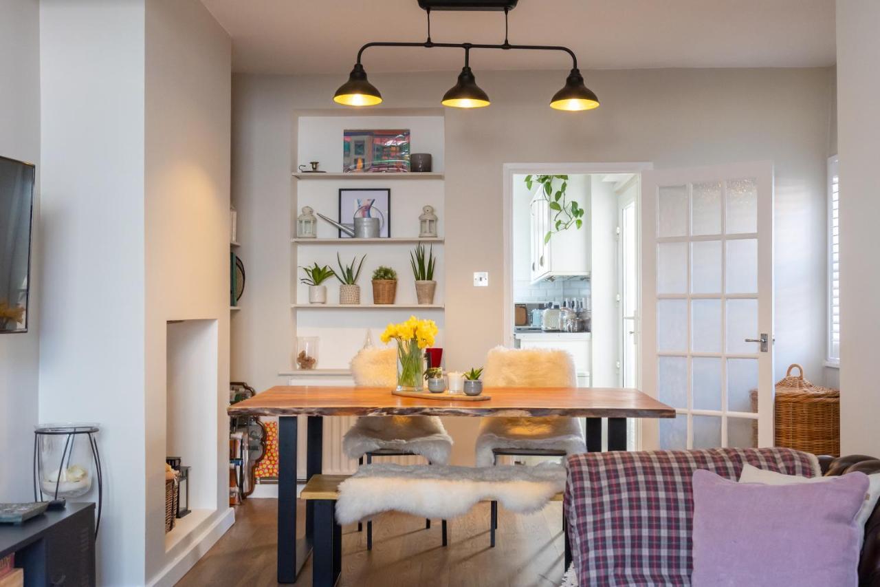 Hereford City - St Owens Terrace - Comfortable & Spacious Well Presented Three Storey House, Perfect For A Weekend Away & Exploring The City On Foot - Hosted By Rentmyhouse Zewnętrze zdjęcie