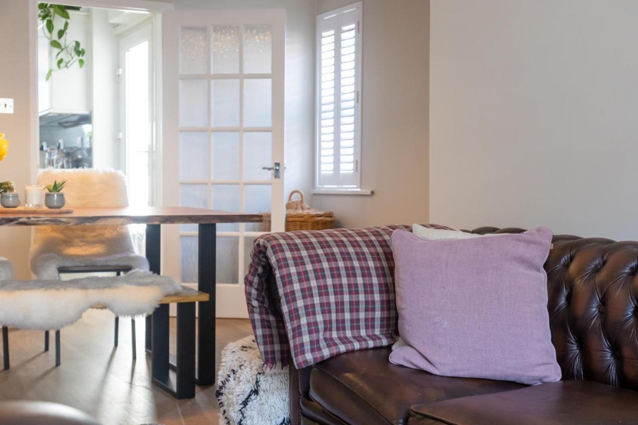 Hereford City - St Owens Terrace - Comfortable & Spacious Well Presented Three Storey House, Perfect For A Weekend Away & Exploring The City On Foot - Hosted By Rentmyhouse Zewnętrze zdjęcie