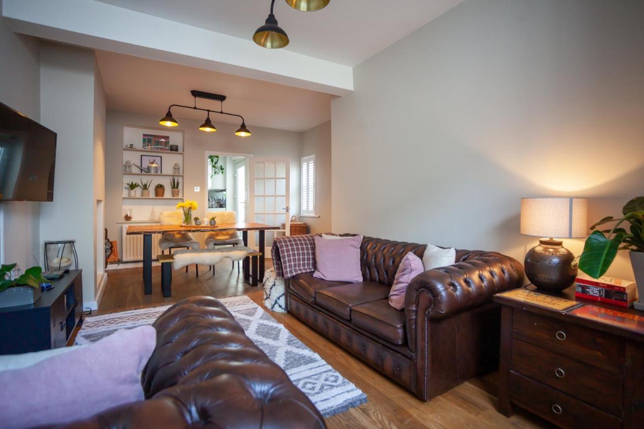 Hereford City - St Owens Terrace - Comfortable & Spacious Well Presented Three Storey House, Perfect For A Weekend Away & Exploring The City On Foot - Hosted By Rentmyhouse Zewnętrze zdjęcie