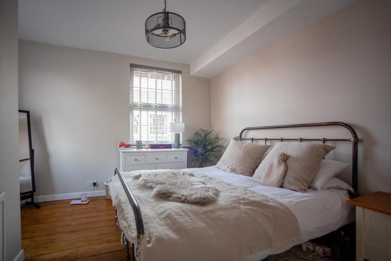 Hereford City - St Owens Terrace - Comfortable & Spacious Well Presented Three Storey House, Perfect For A Weekend Away & Exploring The City On Foot - Hosted By Rentmyhouse Zewnętrze zdjęcie